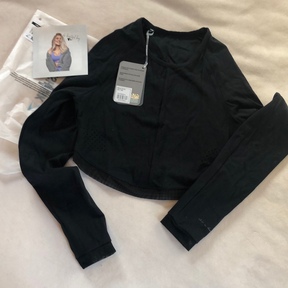 NWT Whitney Simmons Crop Top